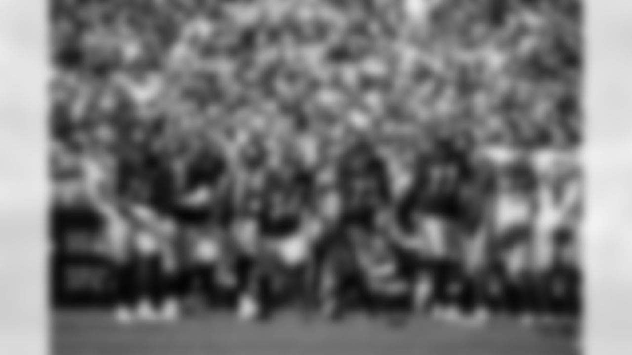 The Pittsburgh Steelers offensive line during a regular season game between the Pittsburgh Steelers and the Seattle Seahawks, Sunday, Sept. 14, 2025 in Pittsburgh, PA. The Seahawks beat the Steelers 31-17. (Karl Roser / Pittsburgh Steelers)