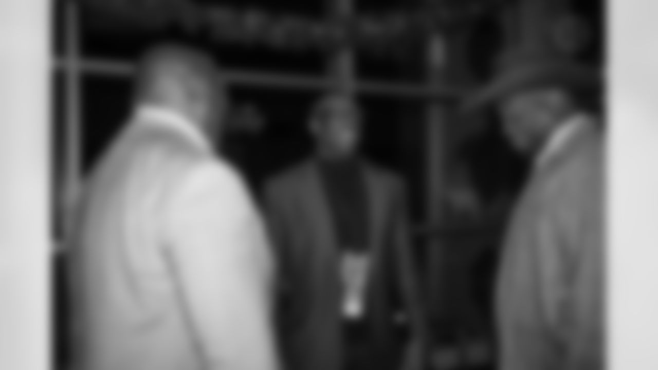 The Pittsburgh Steelers celebrate the 2025 Hall of Honor Class during the Hall of Honor Dinner Ceremony presented by U.S. Steel on Sunday, Dec. 14, 2025 in Pittsburgh, PA. (Alysa Rubin / Pittsburgh Steelers)