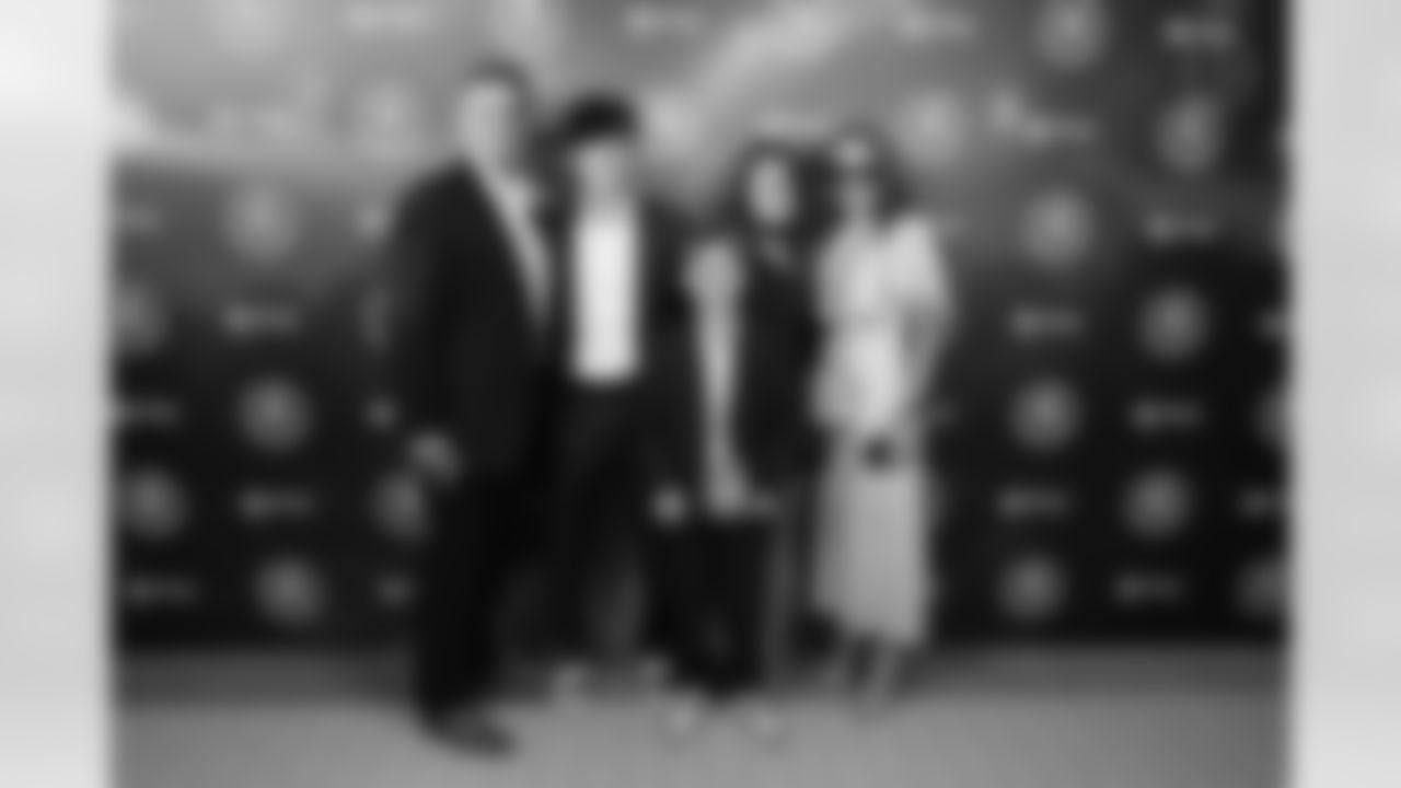 Steelers Style benefiting UPMC Sports Medicine Concussion Program, Cancer Bridges, and the Chuck Noll Foundation, Friday, Oct. 10, 2025 in Pittsburgh, PA. (Karl Roser / Pittsburgh Steelers)