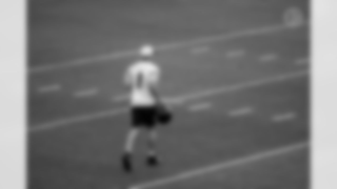 Pittsburgh Steelers quarterback Aaron Rodgers (8) practices at the UPMC Rooney Sports Complex during the 2025 minicamp, Tuesday June 10, 2025. (Taylor Ollason/ Pittsburgh Steelers)