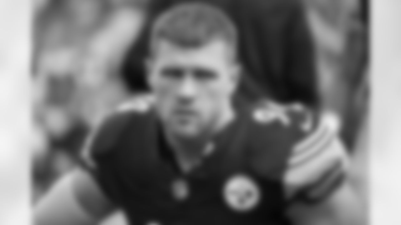 Pittsburgh Steelers linebacker T.J. Watt (90) prior to a regular season game between the Pittsburgh Steelers and the Denver Broncos, Sunday, Sept. 15, 2024 in Denver, CO. (Karl Roser / Pittsburgh Steelers)