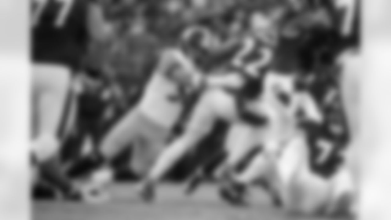 Pittsburgh Steelers linebacker Alex Highsmith (56) during a regular season game between the Pittsburgh Steelers and the Baltimore Ravens, Sunday, Dec. 7, 2025 in Baltimore, MD. The Steelers defeated the Ravens 27-22. (Karl Roser / Pittsburgh Steelers)