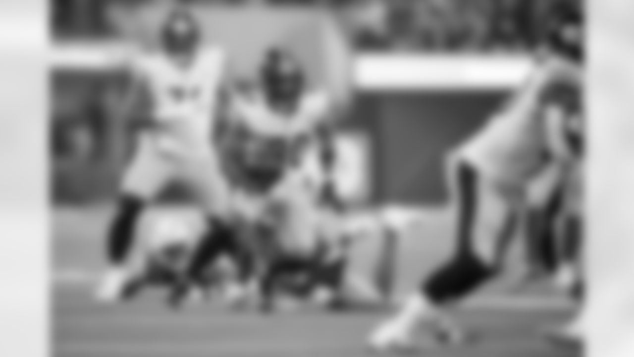 Pittsburgh Steelers running back Jaylen Warren (30) during a regular season game between the Pittsburgh Steelers and the Los Angeles Chargers, Sunday, Nov. 9, 2025 in Inglewood, CA. The Chargers beat the Steelers 25-10. (Karl Roser / Pittsburgh Steelers)