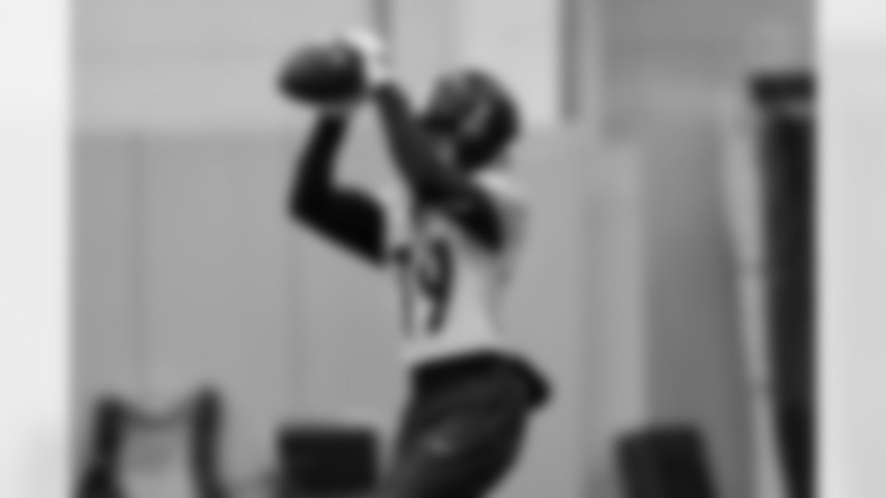 Pittsburgh Steelers wide receiver Calvin Austin III (19) during practice at the UPMC Rooney Sports Complex preparing for a Week 18 matchup against the Baltimore Ravens, Thursday, Jan. 1, 2026 in Pittsburgh, PA. (Alysa Rubin / Pittsburgh Steelers)