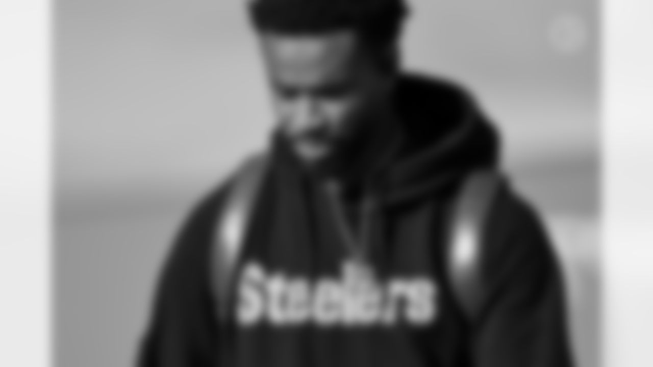 Pittsburgh Steelers cornerback Darius Slay (23) travels to Chicago on Saturday, Nov. 22, 2025 for the Week 12 regular season matchup against the Chicago Bears. (Alysa Rubin / Pittsburgh Steelers)