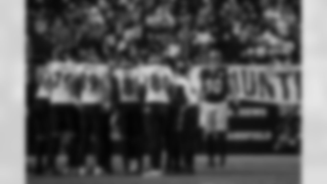 Pittsburgh Steelers linebacker T.J. Watt (90) during a regular season game between the Pittsburgh Steelers and the Baltimore Ravens, Sunday, Jan. 4, 2026 in Pittsburgh, PA. The Steelers defeated the Ravens 26-24. (Taylor Ollason / Pittsburgh Steelers)