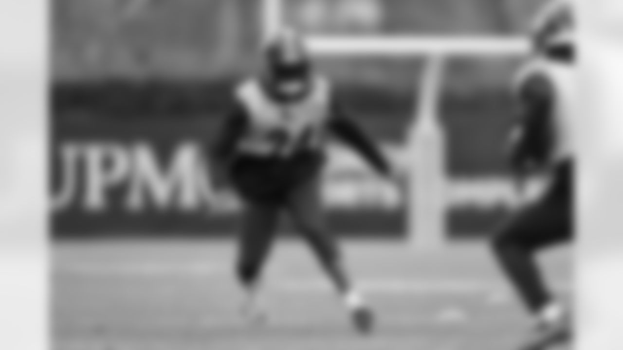 Pittsburgh Steelers cornerback Joey Porter Jr. (24) during practice at the UPMC Rooney Sports Complex preparing for a Week 13 matchup against the Buffalo Bills, Friday, Nov. 28, 2025 in Pittsburgh, PA. (Karl Roser / Pittsburgh Steelers)