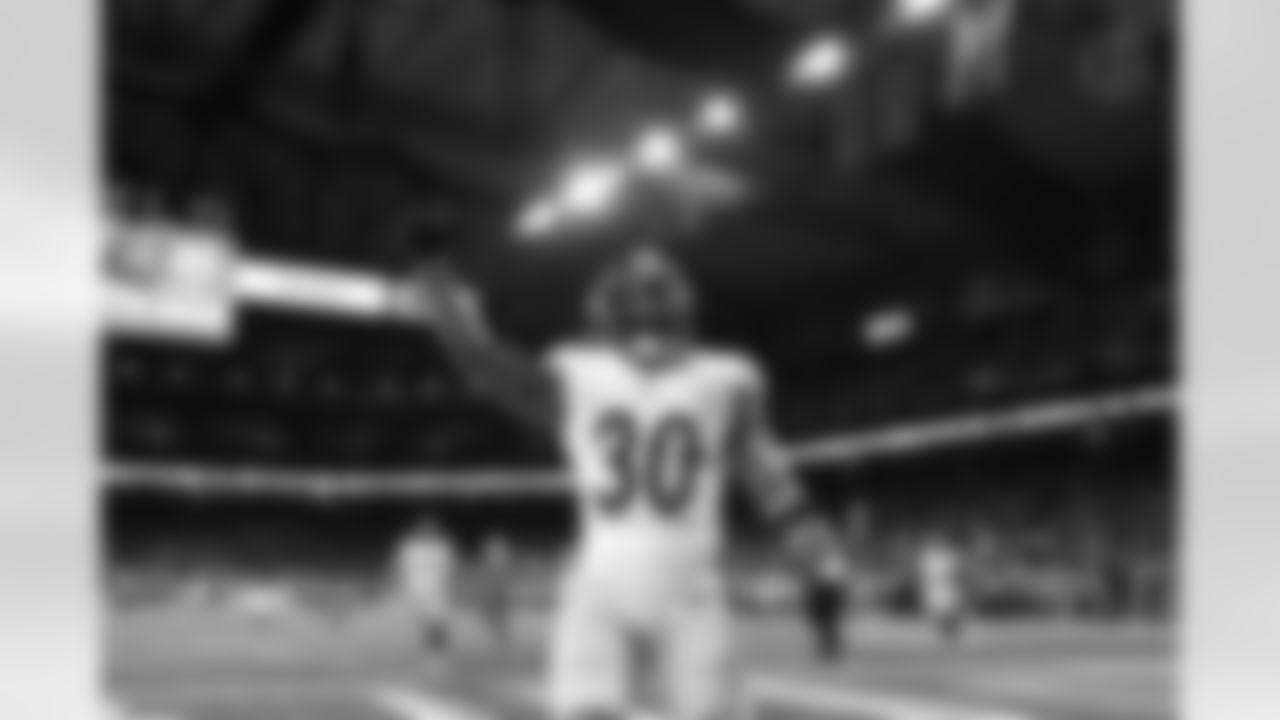 Pittsburgh Steelers running back Jaylen Warren (30) during a regular season game between the Pittsburgh Steelers and the Detroit Lions, Sunday, Dec. 21, 2025 in Detroit, MI. (Alysa Rubin / Pittsburgh Steelers)