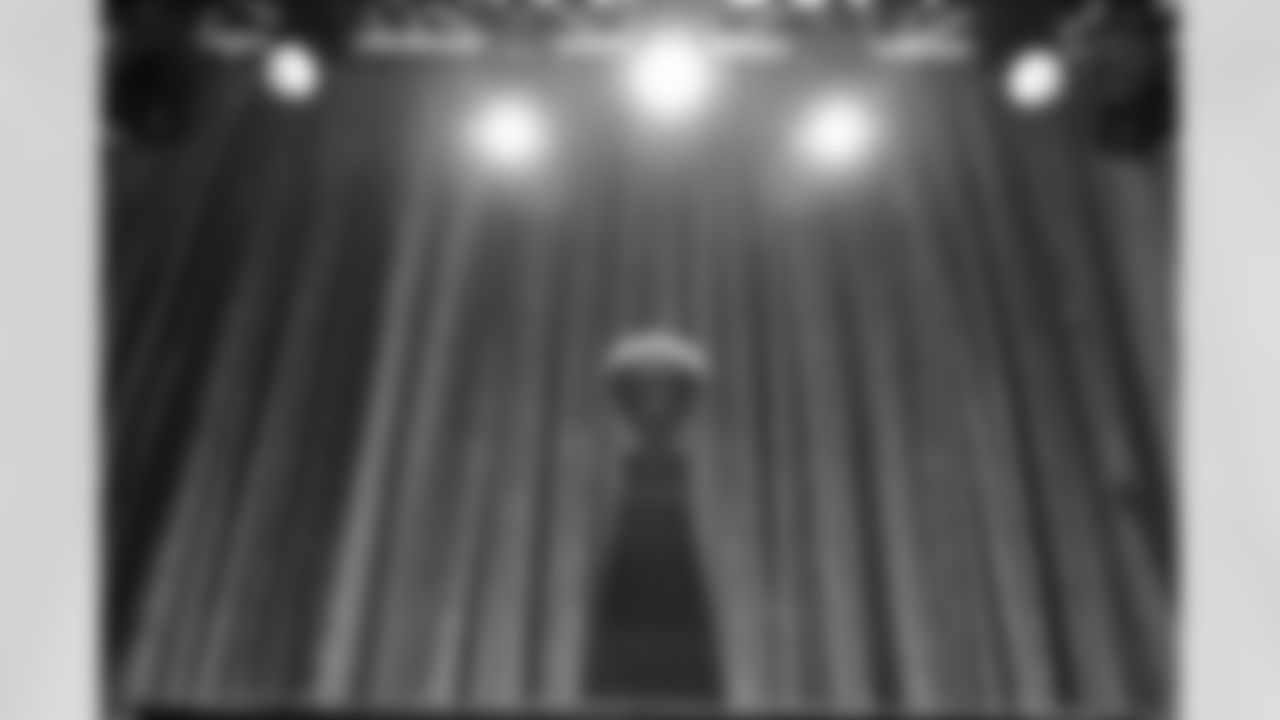 The Pittsburgh Steelers celebrated the 20th anniversary of Super Bowl XL during the Alumni Weekend Dinner at Acrisure Stadium benefitting the UPMC Sports Medicine Concussion Program, Saturday, Nov. 1, 2025 in Pittsburgh, PA. (Alysa Rubin / Pittsburgh Steelers)