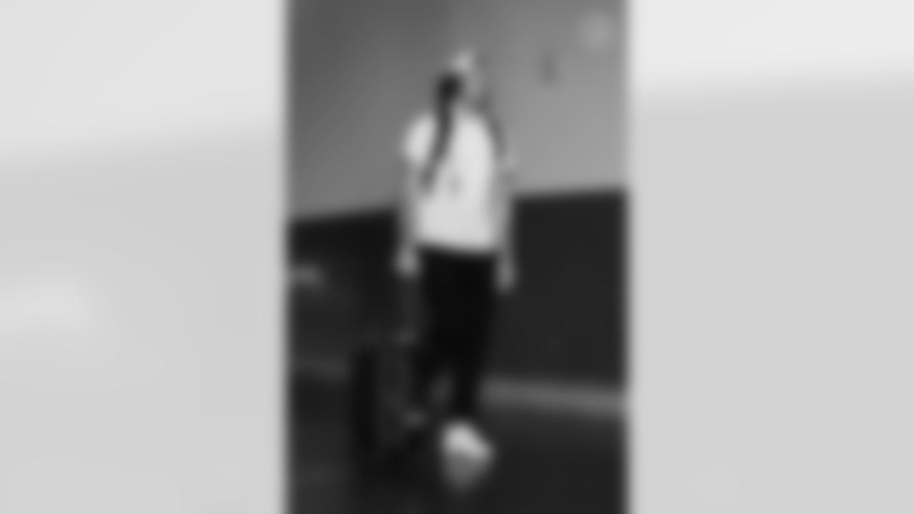 Pittsburgh Steelers linebacker Carson Bruener (44) during a regular season game between the Pittsburgh Steelers and the Los Angeles Chargers, Sunday, Nov. 9, 2025 in Inglewood, CA. (Alysa Rubin / Pittsburgh Steelers)