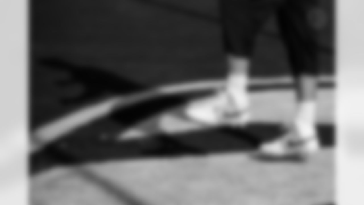 Pittsburgh Steelers tight end Pat Freiermuth (88) prior to a regular season game between the Pittsburgh Steelers and the Baltimore Ravens, Sunday, Dec. 7, 2025 in Baltimore, MD. The Steelers defeated the Ravens 27-22. (Karl Roser / Pittsburgh Steelers)