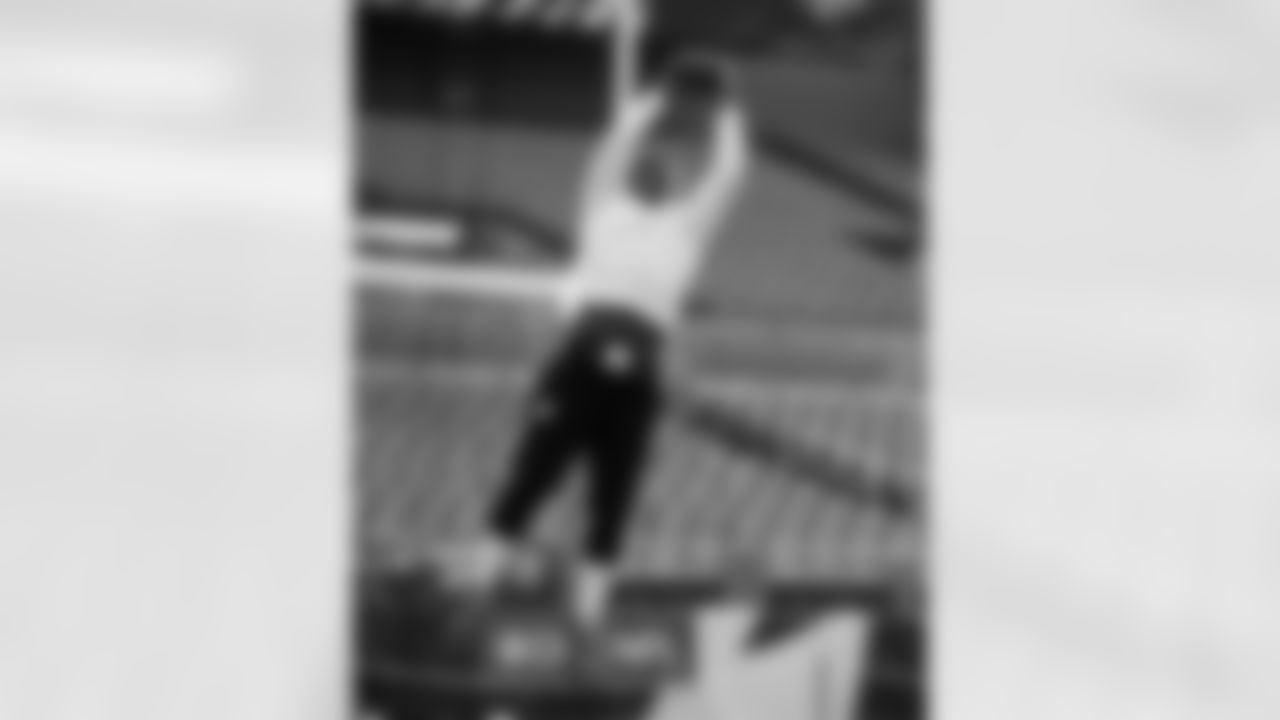 Pittsburgh Steelers tight end Darnell Washington (80) prior to a regular season game between the Pittsburgh Steelers and the Baltimore Ravens, Sunday, Dec. 7, 2025 in Baltimore, MD. The Steelers defeated the Ravens 27-22. (Karl Roser / Pittsburgh Steelers)