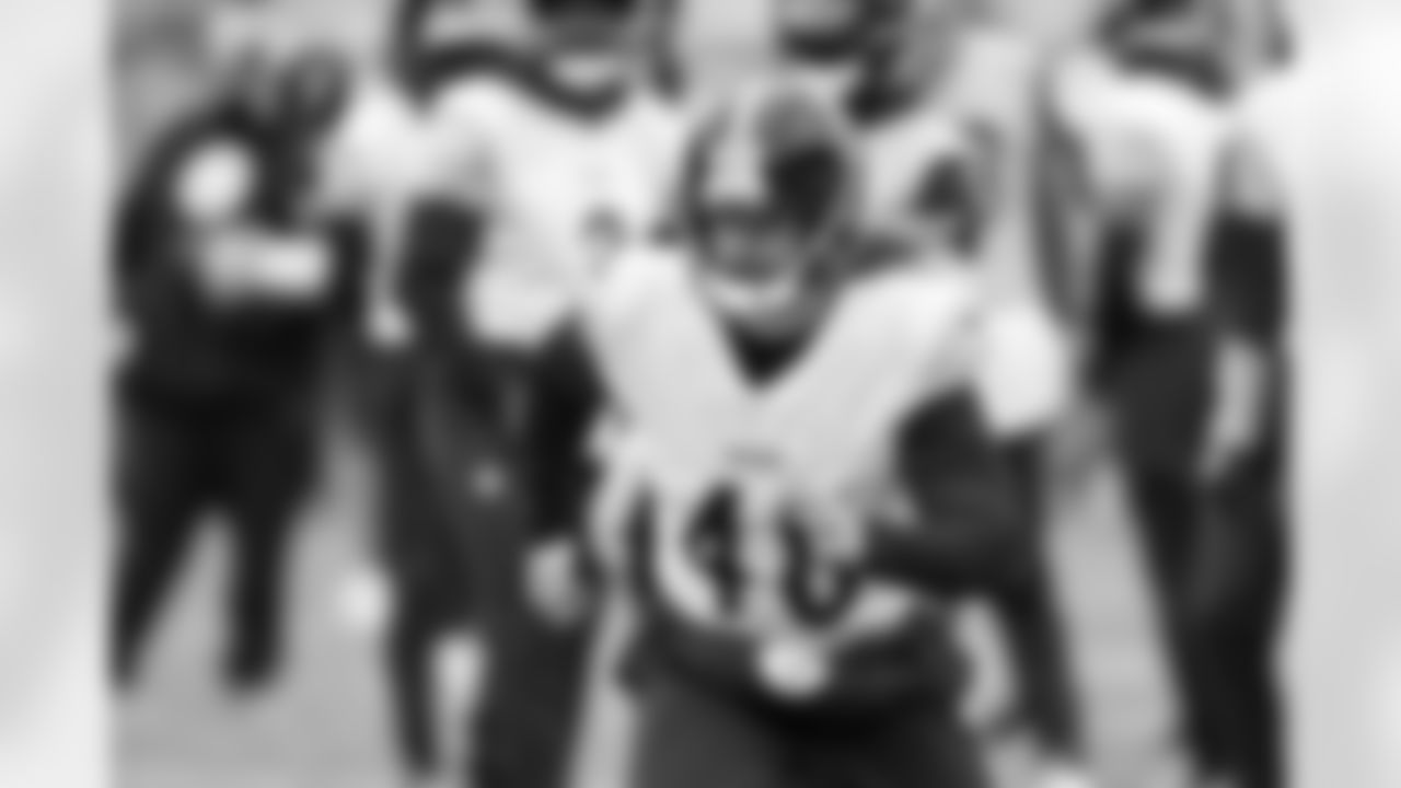 Pittsburgh Steelers long snapper Cal Adomitis (48) during practice at Acrisure Stadium preparing for a Week 18 matchup against the Baltimore Ravens, Friday, Jan. 2, 2026 in Pittsburgh, PA. (Karl Roser / Pittsburgh Steelers)