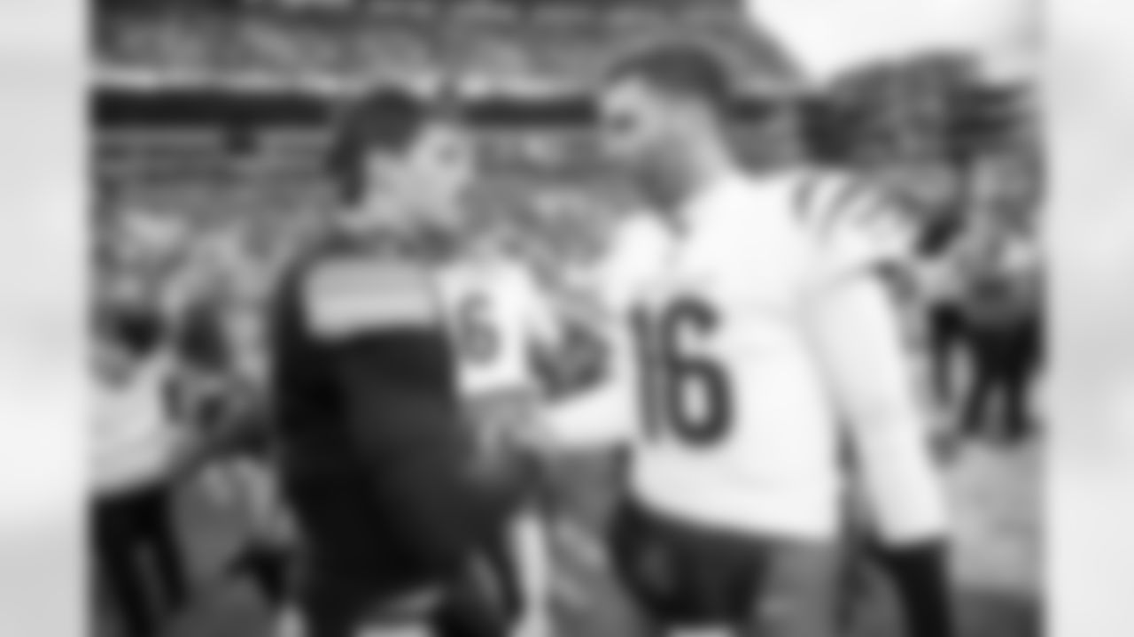 Pittsburgh Steelers quarterback Mason Rudolph (2) and Cincinnati Bengals quarterback Joe Flacco (16) following a regular season game between the Pittsburgh Steelers and the Cincinnati Bengals, Sunday, Nov. 16, 2025 in Pittsburgh, PA. The Steelers defeated the Bengals 34-12. (Karl Roser / Pittsburgh Steelers)