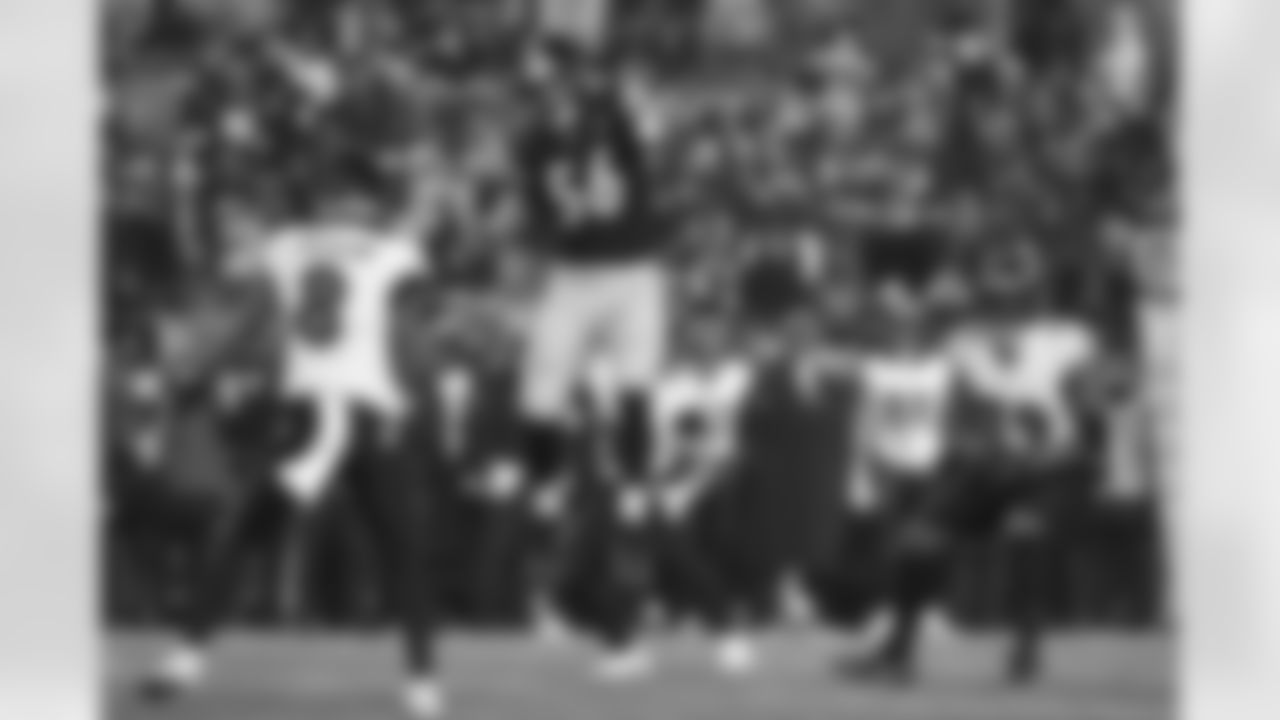 Pittsburgh Steelers linebacker Alex Highsmith (56) during a regular season game between the Pittsburgh Steelers and the Baltimore Ravens, Sunday, Jan. 4, 2026 in Pittsburgh, PA.  (Taylor Ollason / Pittsburgh Steelers)