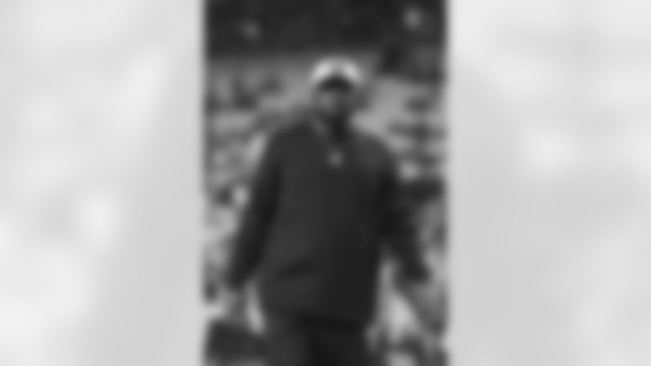 Pittsburgh Steelers head coach Mike Tomlin during a regular season game between the Pittsburgh Steelers and the New England Patriots, Thursday, Dec. 7, 2023 in Pittsburgh, PA. (Karl Roser / Pittsburgh Steelers)