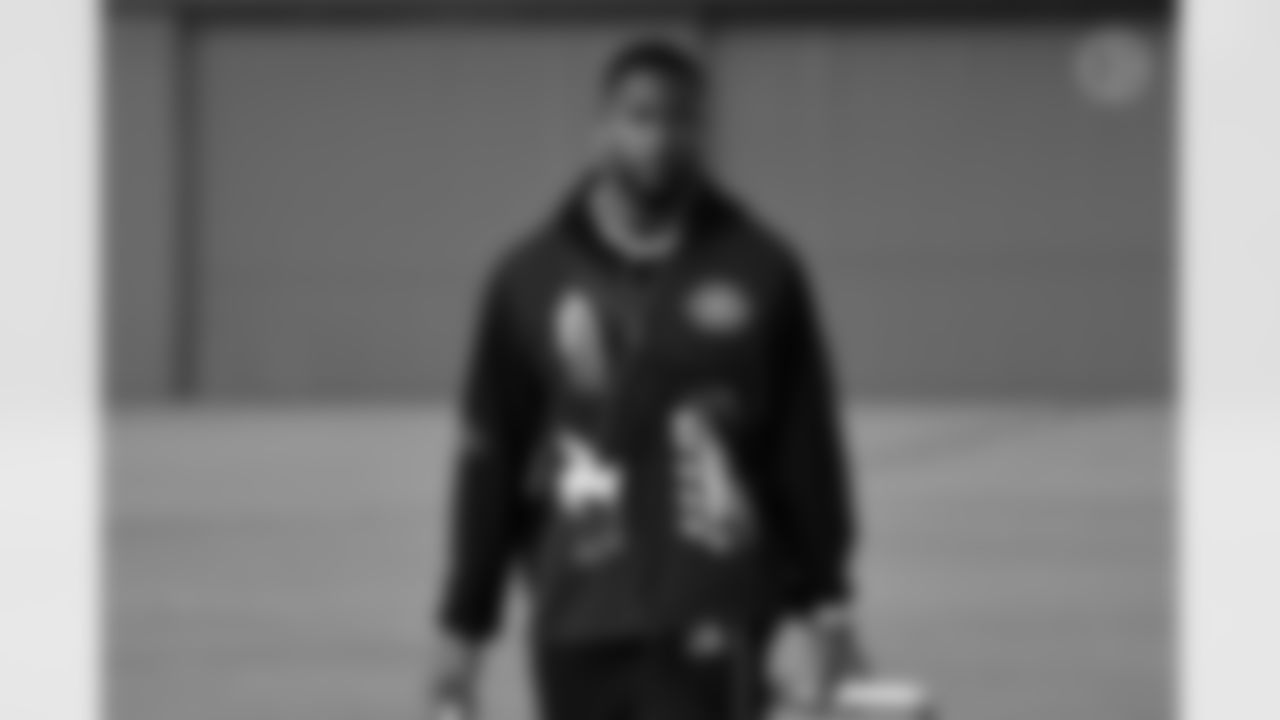 Pittsburgh Steelers tight end Jonnu Smith (81) travels to Chicago on Saturday, Nov. 22, 2025 for the Week 12 regular season matchup against the Chicago Bears. (Alysa Rubin / Pittsburgh Steelers)