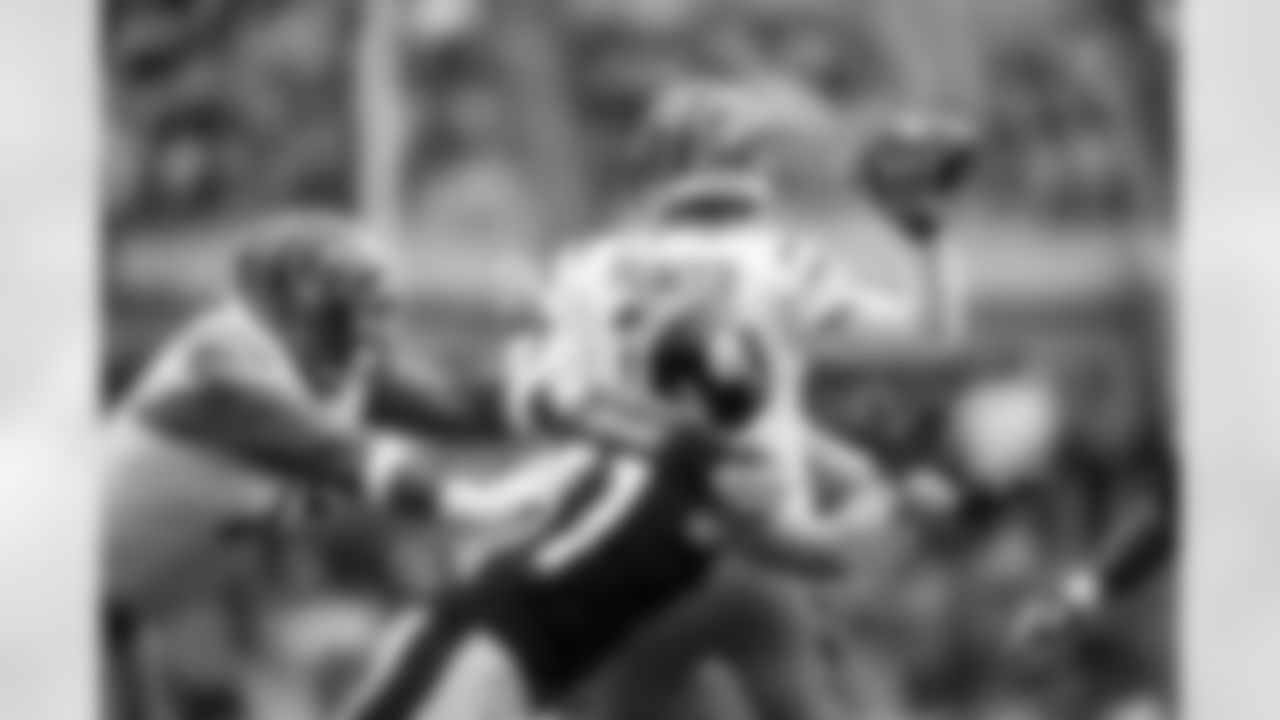 Pittsburgh Steelers linebacker Nick Herbig (51) during a regular season game between the Pittsburgh Steelers and the Cincinnati Bengals, Sunday, Nov. 16, 2025 in Pittsburgh, PA. The Steelers defeated the Bengals 34-12. (Karl Roser / Pittsburgh Steelers)