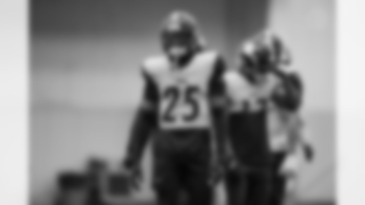 Pittsburgh Steelers safety DeShon Elliott (25) during practice at the UPMC Rooney Sports Complex preparing for a Wild Card matchup against the Baltimore Ravens, Tuesday, Jan. 7, 2025 in Pittsburgh, PA. (Alysa Rubin / Pittsburgh Steelers)