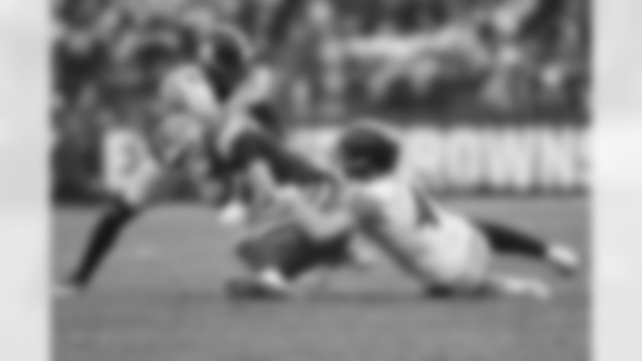 Pittsburgh Steelers defensive back Chuck Clark (21) and Pittsburgh Steelers linebacker Payton Wilson (41) during a regular season game between the Pittsburgh Steelers and the Cleveland Browns, Sunday, Dec. 28, 2025 in Cleveland, OH. (Alysa Rubin / Pittsburgh Steelers)