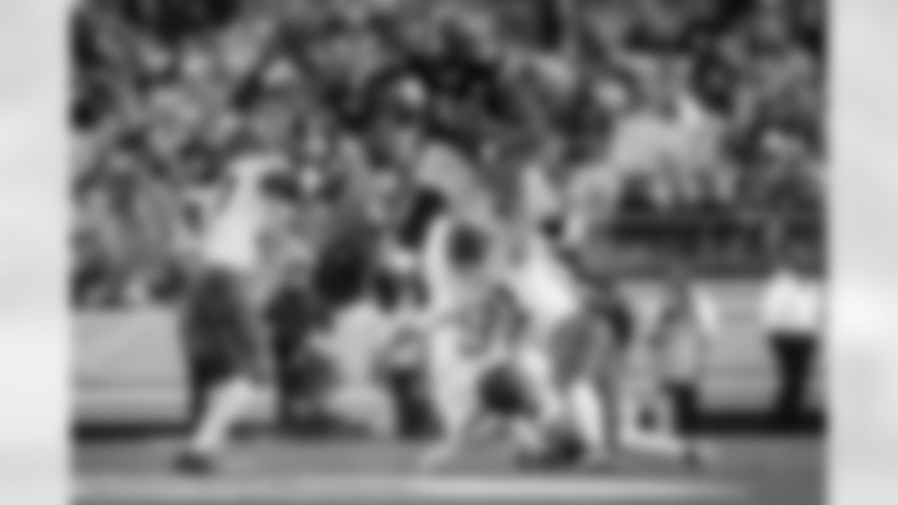 Pittsburgh Steelers tight end Darnell Washington (80) hurdles over a defender during a regular season game against the Cincinnati Bengals, Sunday, Nov. 16, 2025 in Pittsburgh, PA. The Steelers defeated the Bengals 34-12. Anytime Darnell Washington goes airborne, it's an impressive feat of athleticism. Using a high shutter speed allowed me to completely freeze Washington midair, and the shallow depth of field isolates him and the Bengals defenders from the crowded background. (Alysa Rubin / Pittsburgh Steelers)

Model: Nikon Z9
400mm
ISO 400
Aperture: 2.8
Shutter: 1/1250