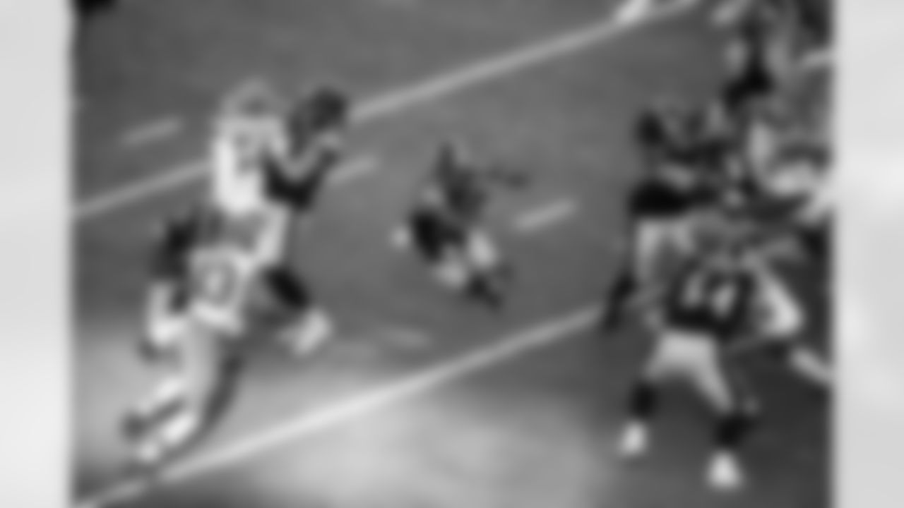 Pittsburgh Steelers running back Jaylen Warren (30) during a regular season game between the Pittsburgh Steelers and the Cleveland Browns, Sunday, Dec. 8, 2024 in Pittsburgh, PA. The Steelers defeated the Browns 27-14. (Taylor Ollason / Pittsburgh Steelers)