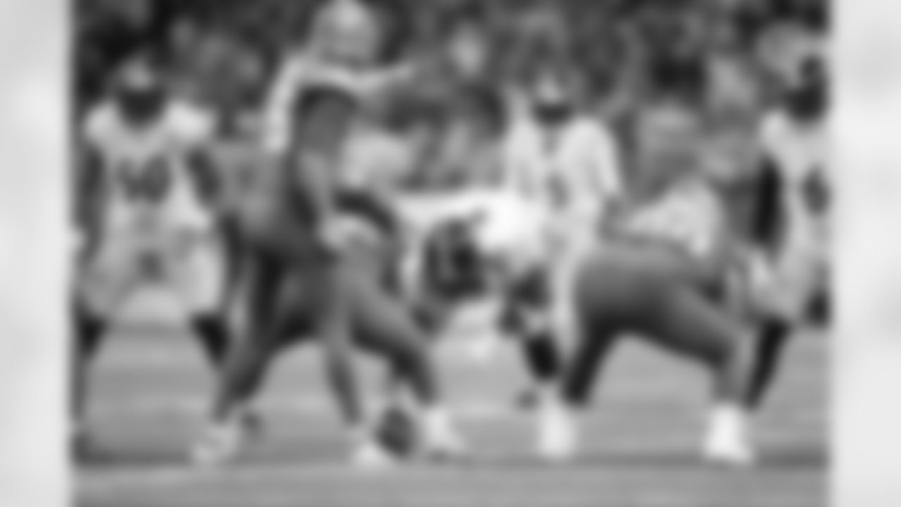 Pittsburgh Steelers defensive tackle Keeanu Benton (95) during a regular season game between the Pittsburgh Steelers and the Detroit Lions, Sunday, Dec. 21, 2025 in Detroit, MI. (Alysa Rubin / Pittsburgh Steelers)