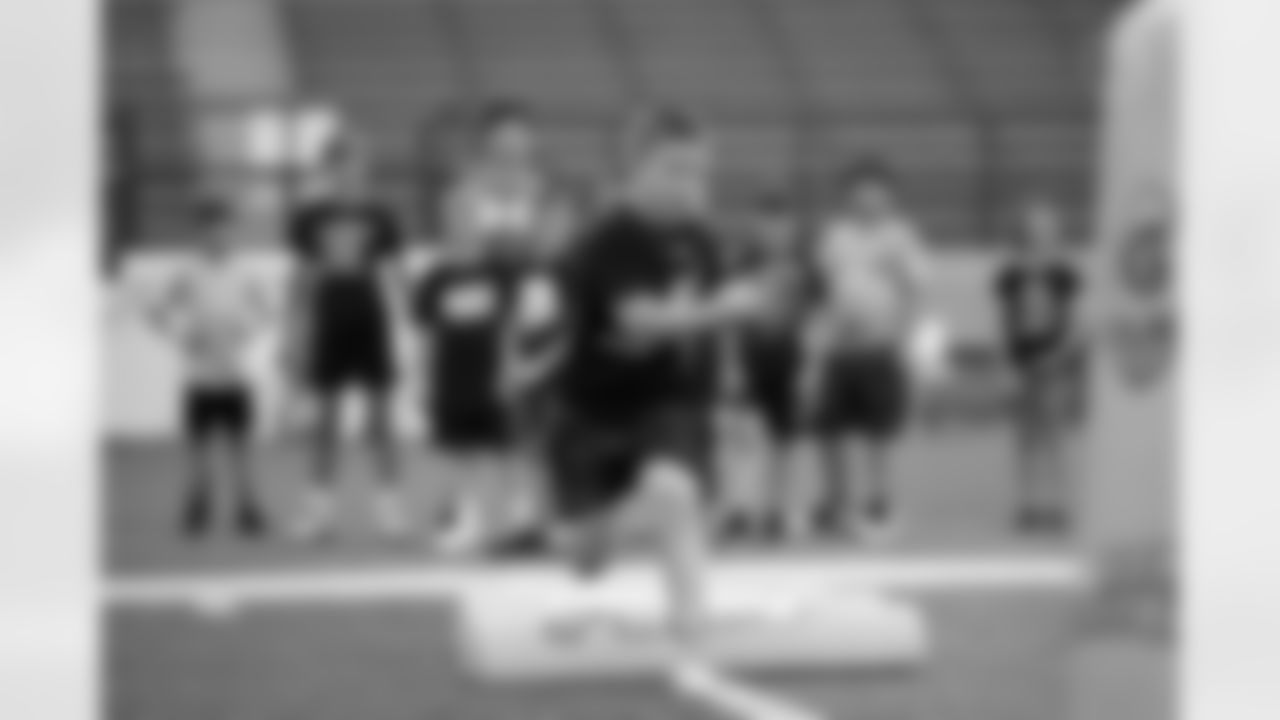 The Steelers host a 2025 Youth Football Camp at Slippery Rock University Monday, June 23, 2025 in Slippery Rock, PA. (Alysa Rubin / Pittsburgh Steelers)