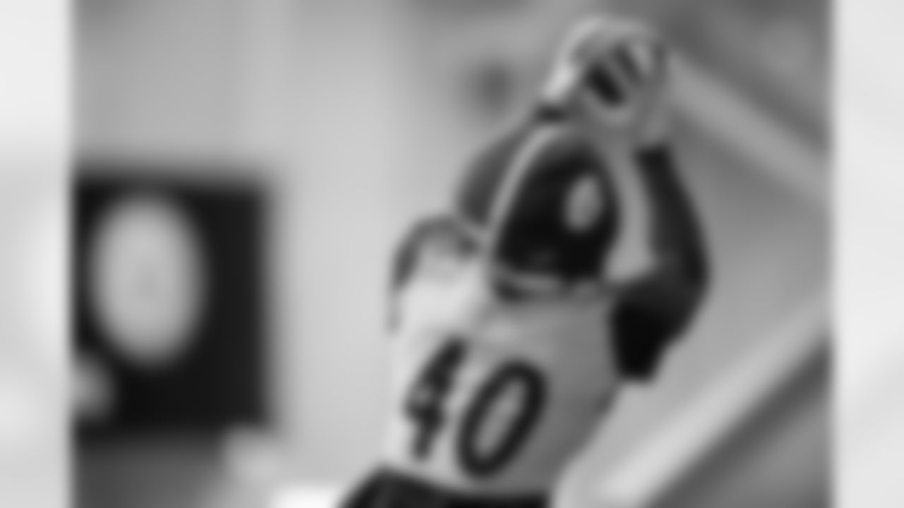 Pittsburgh Steelers safety Jabrill Peppers (40) during practice at the UPMC Rooney Sports Complex preparing for a Week 14 matchup against the Baltimore Ravens, Thursday, Dec. 4, 2025 in Pittsburgh, PA. (Alysa Rubin / Pittsburgh Steelers)