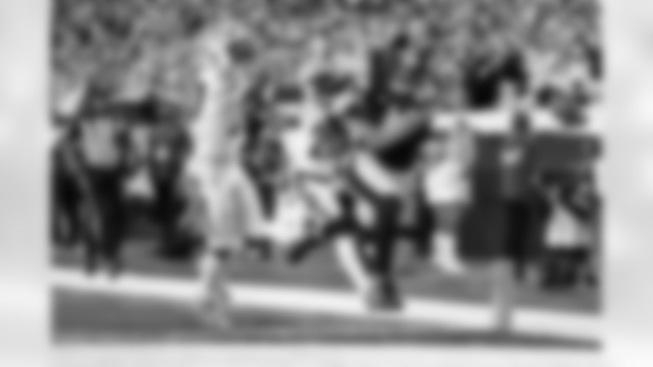 Pittsburgh Steelers tight end Pat Freiermuth (88) during a regular season game between the Pittsburgh Steelers and the Cincinnati Bengals, Thursday, Oct. 16, 2025 in Cincinnati, OH. (Alysa Rubin / Pittsburgh Steelers)