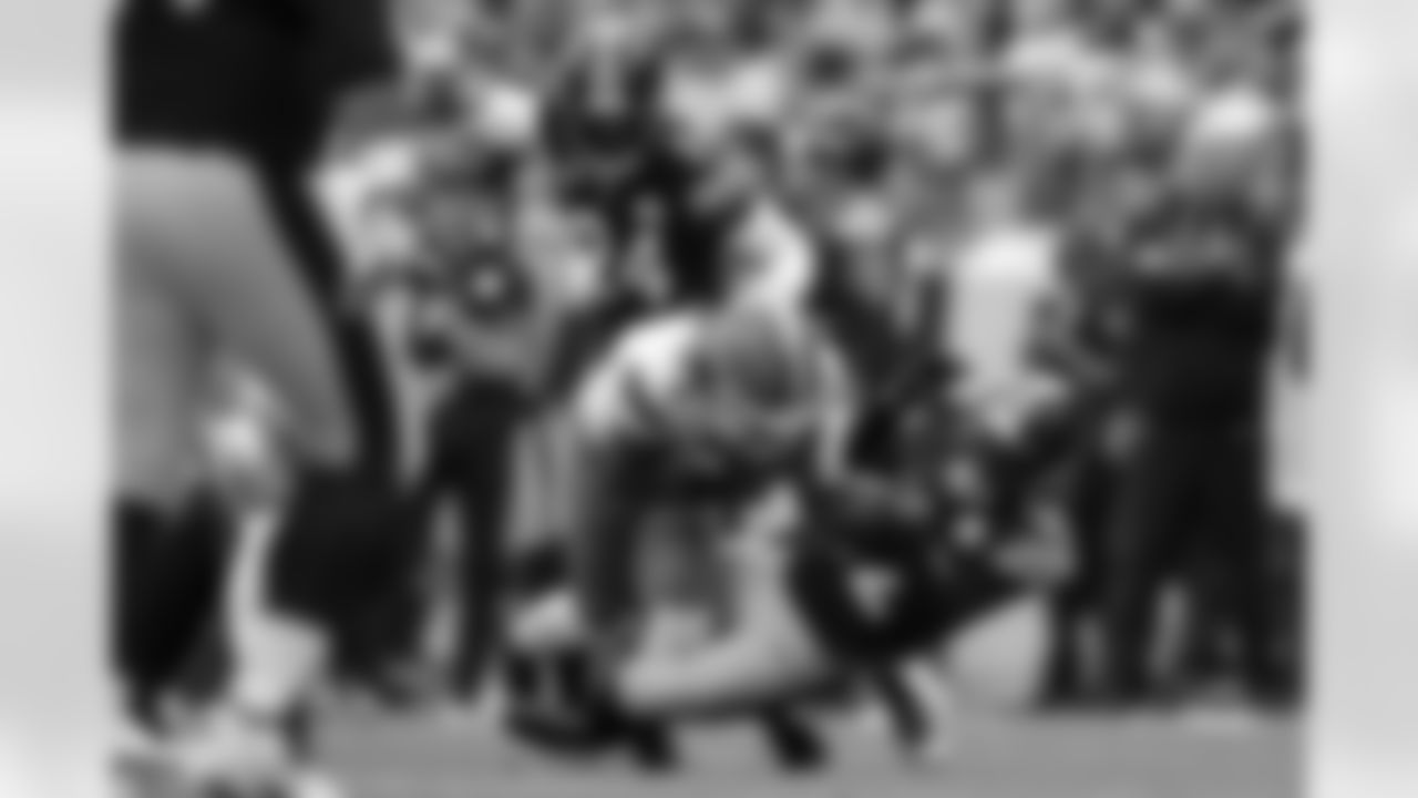 Pittsburgh Steelers safety Juan Thornhill (22) and cornerback Joey Porter Jr. (24) tackles his opponent during a regular season game against the Cleveland Browns, Sunday, Oct. 12, 2025 in Pittsburgh, PA. The Steelers defeated the Browns 23-9. (Alysa Rubin/ Pittsburgh Steelers)