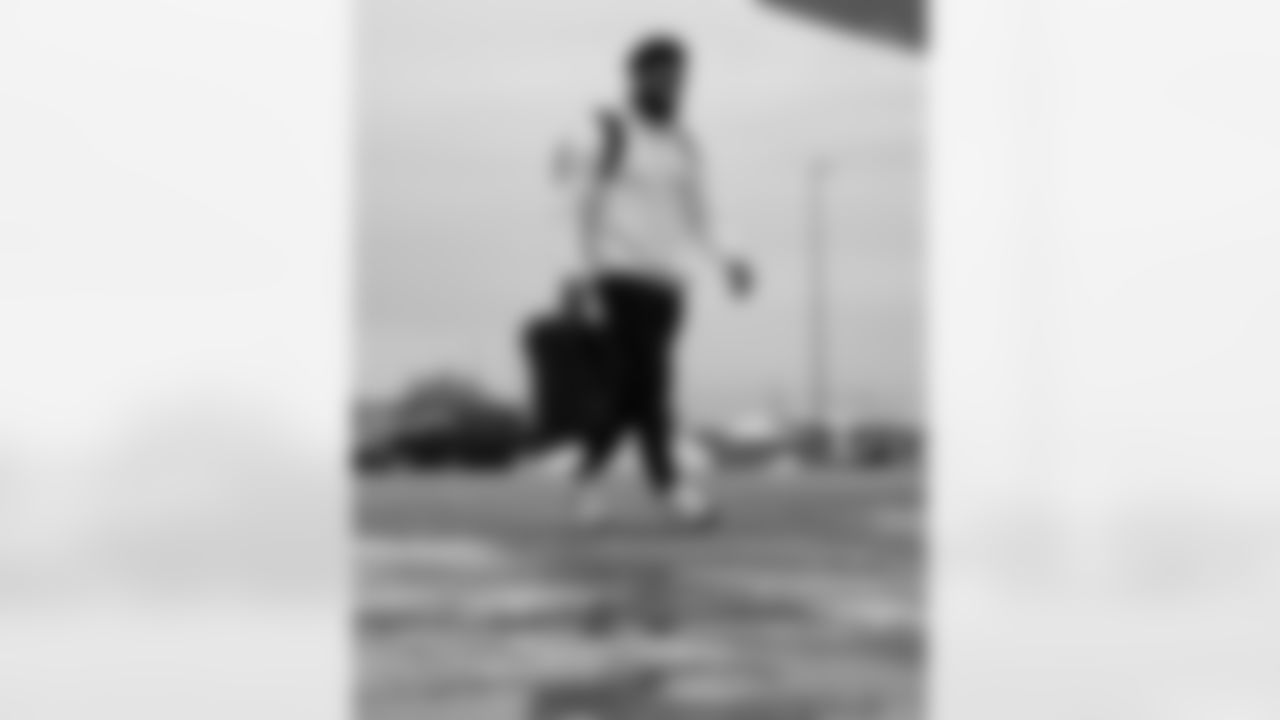 Pittsburgh Steelers linebacker Patrick Queen (6) travels to Baltimore on Saturday, Dec. 6, 2025 for the Week 14 regular season matchup against the Baltimore Ravens. (Alysa Rubin / Pittsburgh Steelers)