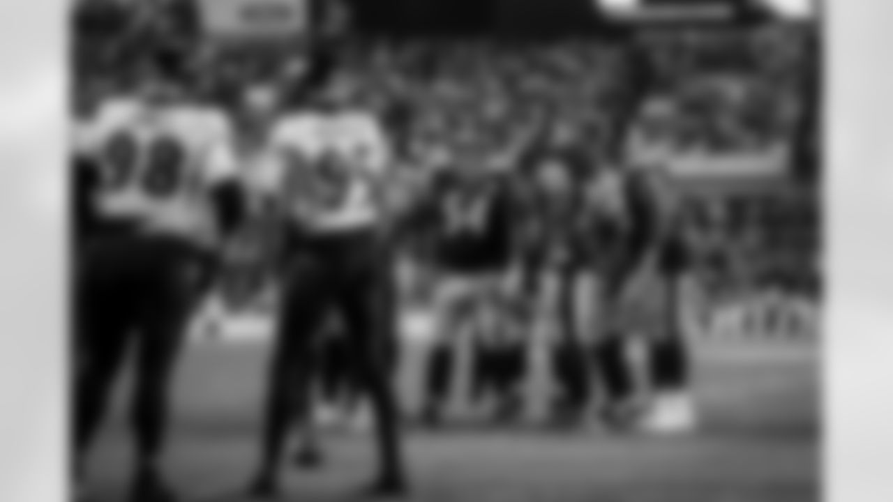 Pittsburgh Steelers center Zach Frazier (54) during a regular season game between the Pittsburgh Steelers and the Baltimore Ravens, Sunday, Jan. 4, 2026 in Pittsburgh, PA. The Steelers defeated the Ravens 26-24. (Taylor Ollason / Pittsburgh Steelers)