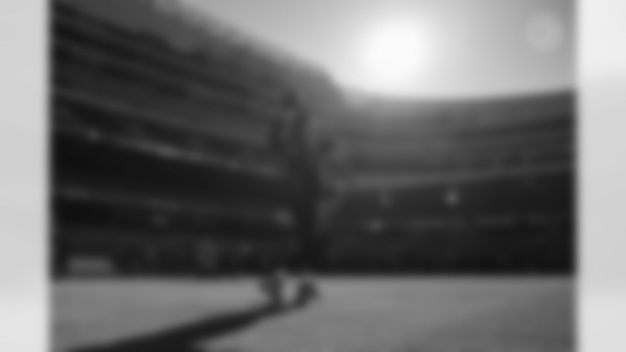 Pittsburgh Steelers quarterback Mason Rudolph (2) during a regular season game between the Pittsburgh Steelers and the Chicago Bears, Sunday, Nov. 23, 2025 in Chicago, IL. (Alysa Rubin / Pittsburgh Steelers)