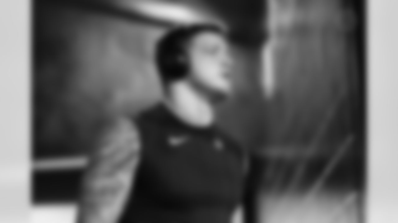 Pittsburgh Steelers linebacker Jack Sawyer (33) during a regular season game between the Pittsburgh Steelers and the Baltimore Ravens, Sunday, Jan. 4, 2026 in Pittsburgh, PA. (Jared Wickerham / Pittsburgh Steelers)