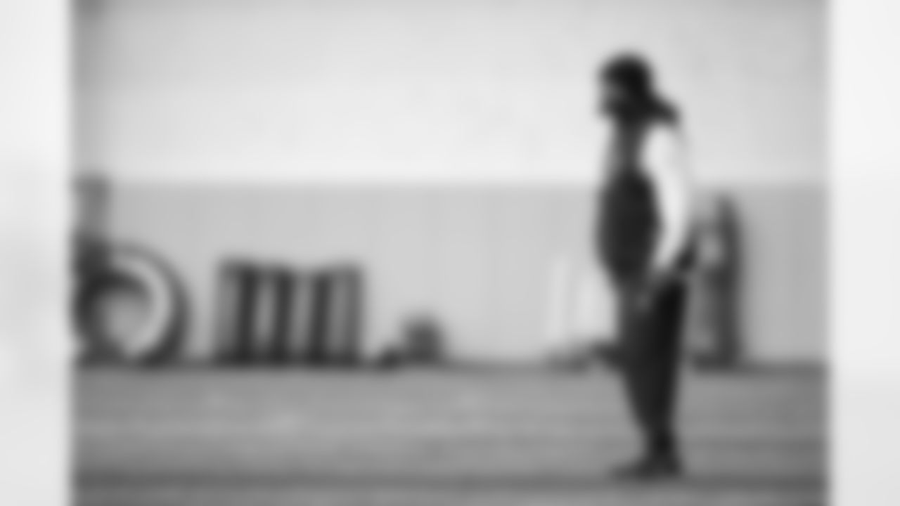 Pittsburgh Steelers head coach Mike Tomlin during practice at the UPMC Rooney Sports Complex preparing for a Week 14 matchup against the Baltimore Ravens, Friday, Dec. 5, 2025 in Pittsburgh, PA. (Karl Roser / Pittsburgh Steelers)