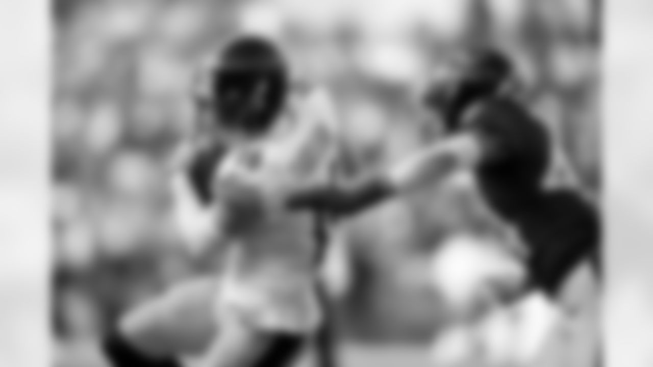 Pittsburgh Steelers wide receiver Adam Thielen (16) during a regular season game between the Pittsburgh Steelers and the Baltimore Ravens, Sunday, Dec. 7, 2025 in Baltimore, MD. The Steelers defeated the Ravens 27-22. (Karl Roser / Pittsburgh Steelers)