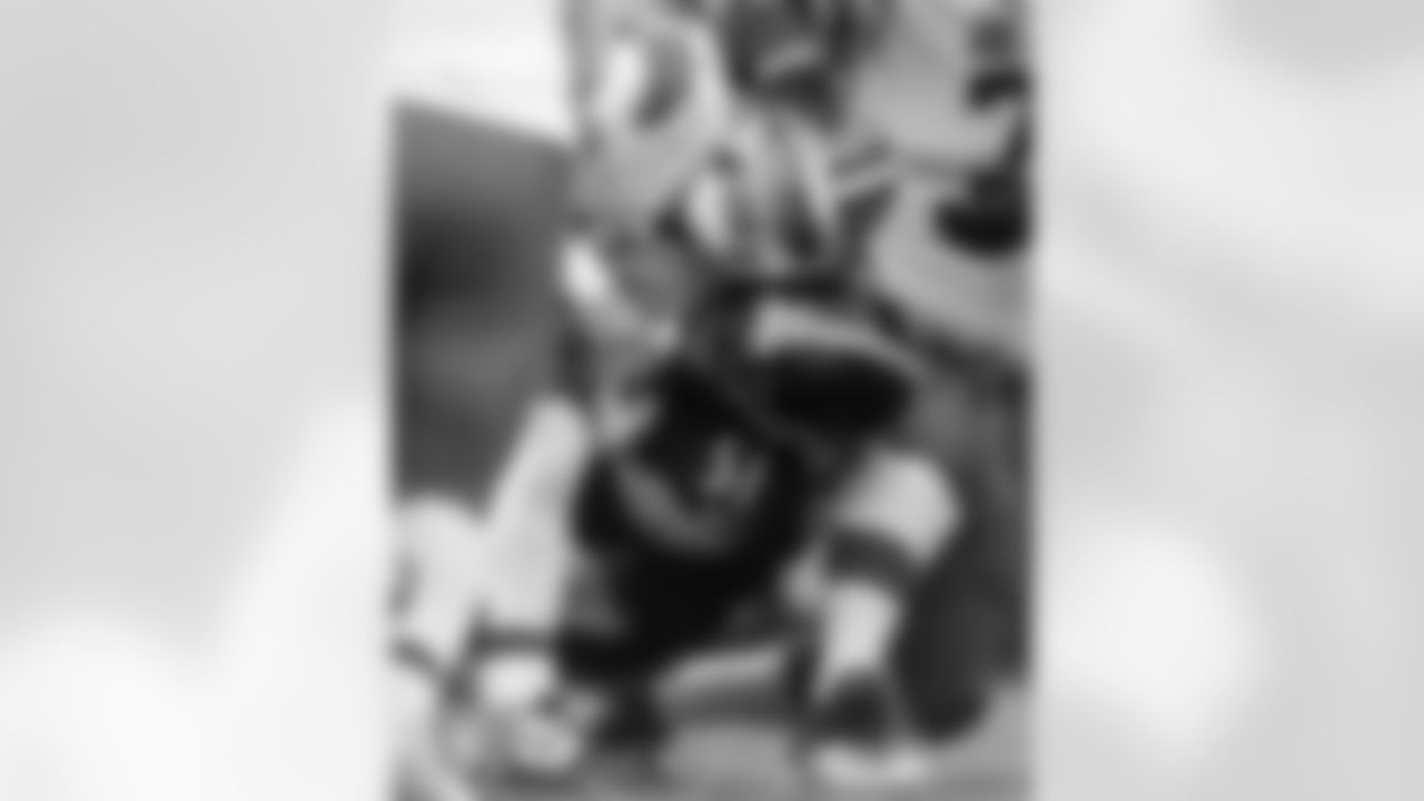 Pittsburgh Steelers linebacker Nick Herbig (51) sacks Cleveland Browns quarterback Dillon Gabriel (8) during a regular season game, Sunday, Oct. 12, 2025 in Pittsburgh, PA. The Steelers defeated the Browns 23-9. (Alysa Rubin/ Pittsburgh Steelers)