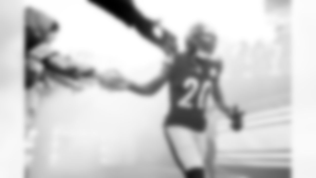 Pittsburgh Steelers running back Kaleb Johnson (20) during a regular season game between the Pittsburgh Steelers and the Cincinnati Bengals, Sunday, Nov. 16, 2025 in Pittsburgh, PA. (Karl Roser / Pittsburgh Steelers)