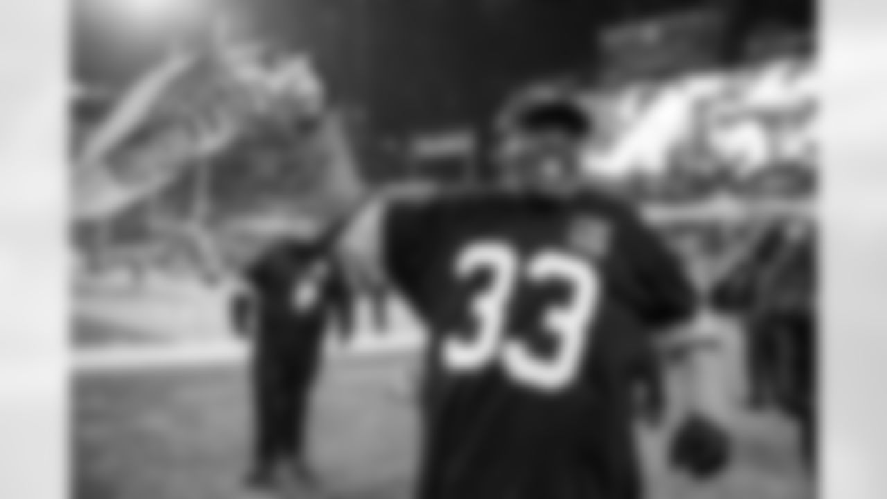 John "Frenchy" Fuqua led the Terrible Towel Twirl for the Steelers game against the Las Vegas Raiders in 2022