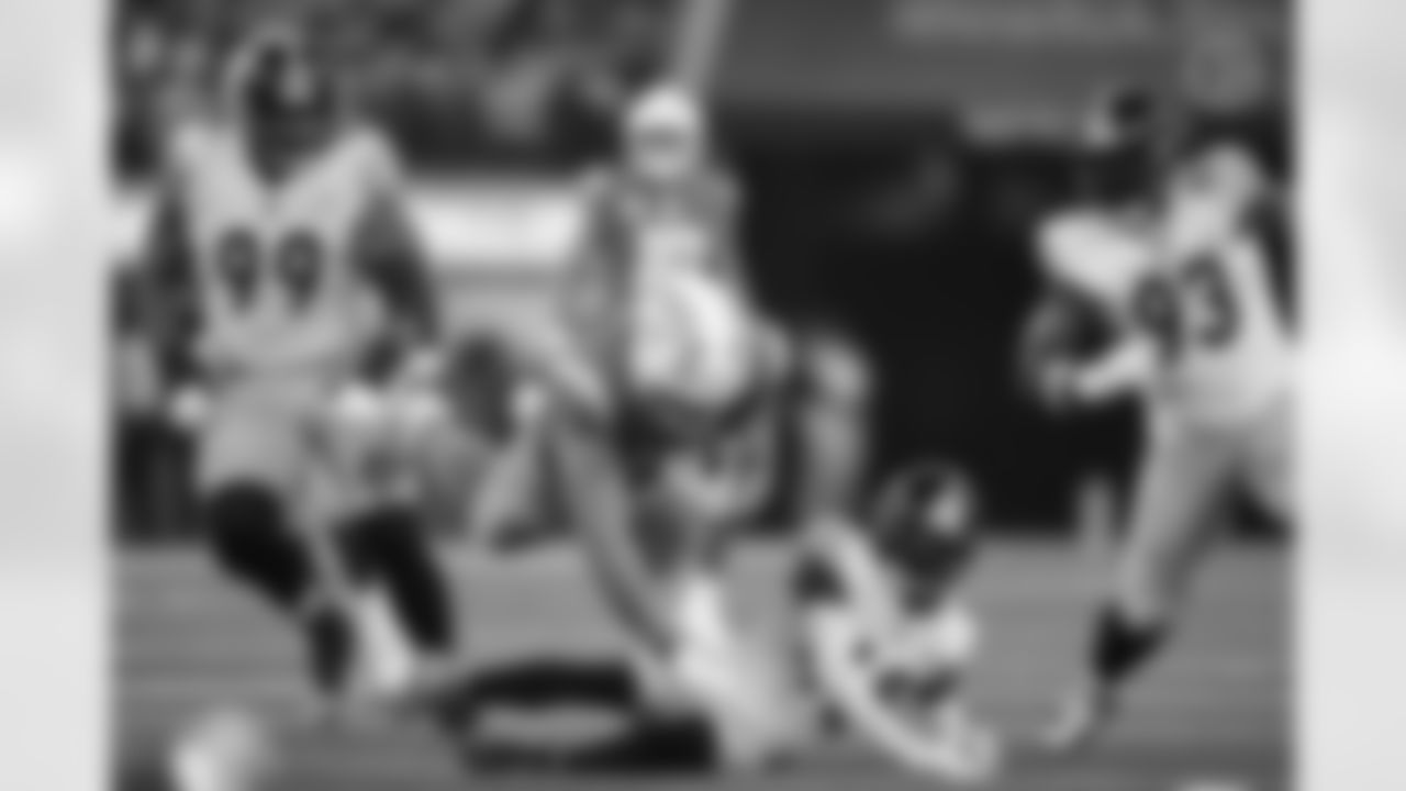 Pittsburgh Steelers cornerback James Pierre (42) Pittsburgh Steelers defensive tackle Derrick Harmon (99) Pittsburgh Steelers defensive tackle Esezi Otomewo (93) during a regular season game between the Pittsburgh Steelers and the Los Angeles Chargers, Sunday, Nov. 9, 2025 in Inglewood, CA. (Alysa Rubin / Pittsburgh Steelers)