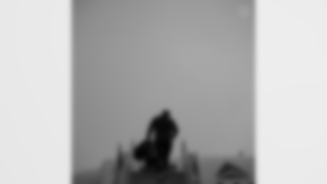 Pittsburgh Steelers linebacker Alex Highsmith (56) travels to Los Angeles on Saturday, Nov. 8, 2025 for the Week 10 regular season matchup against the Los Angeles Chargers. (Karl Roser / Pittsburgh Steelers)