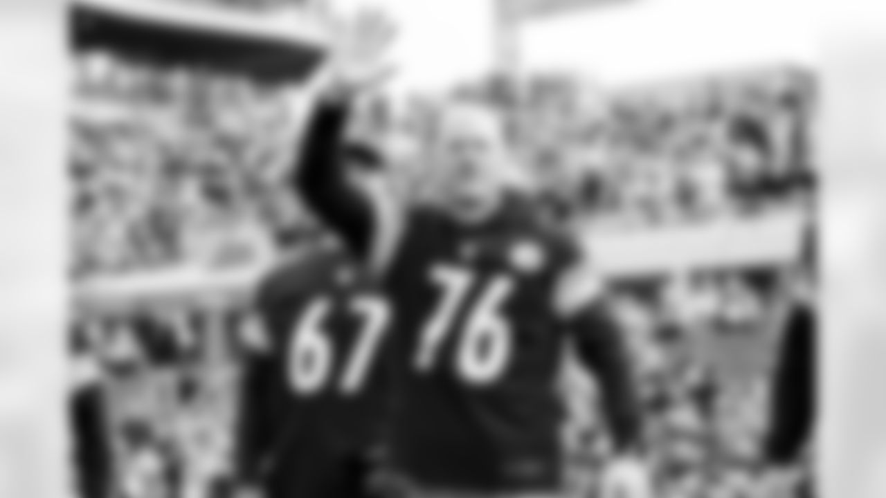 The Pittsburgh Steelers celebrated the 20th anniversary of Super Bowl XL during halftime of a regular season game between the Pittsburgh Steelers and the Indianapolis Colts, Sunday, Nov. 2, 2025 in Pittsburgh, PA. (Karl Roser / Pittsburgh Steelers)