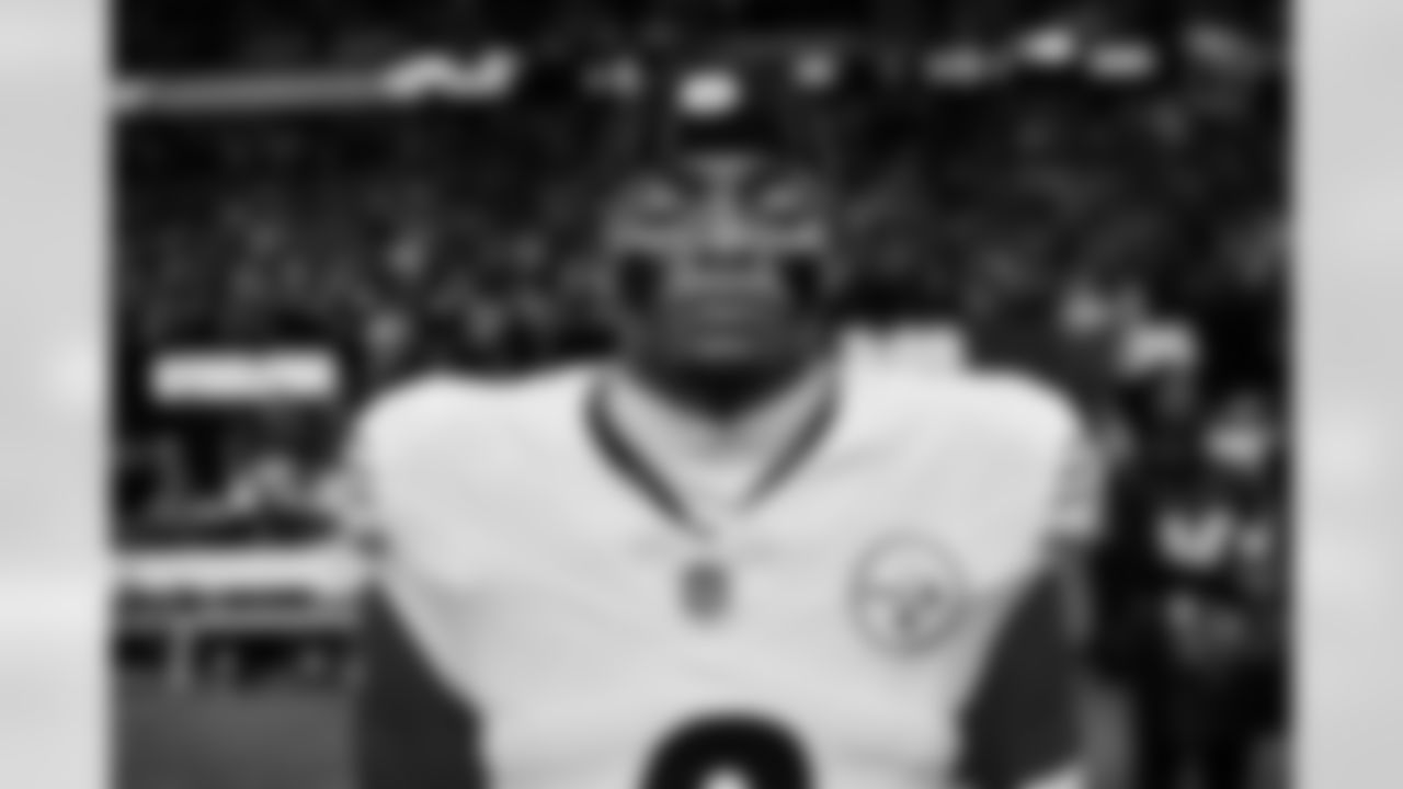 Pittsburgh Steelers quarterback Justin Fields (2) prior to a regular season game between the Pittsburgh Steelers and the Atlanta Falcons, Sunday, Sept. 8, 2024 in Atlanta, GA. (Kyle Hess / Pittsburgh Steelers)