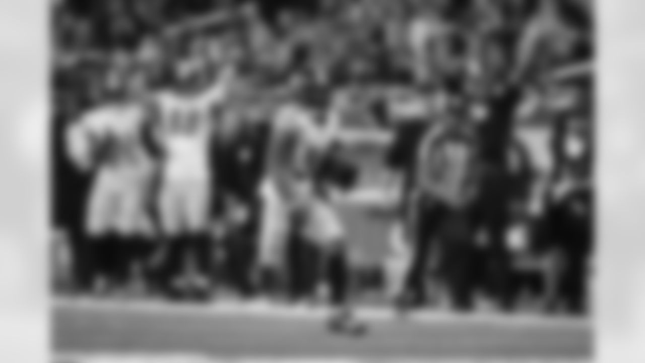 Pittsburgh Steelers running back Jaylen Warren (30) during a regular season game between the Pittsburgh Steelers and the Detroit Lions, Sunday, Dec. 21, 2025 in Detroit, MI. (Alysa Rubin / Pittsburgh Steelers)