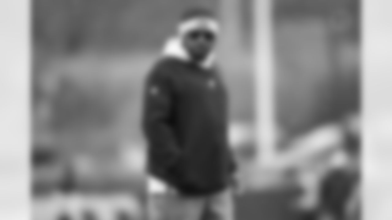 Pittsburgh Steelers head coach Mike Tomlin during practice at the UPMC Rooney Sports Complex preparing for a Week 18 matchup against the Cincinnati Bengals, Thursday, Jan. 2, 2025 in Pittsburgh, PA. (Alysa Rubin / Pittsburgh Steelers)