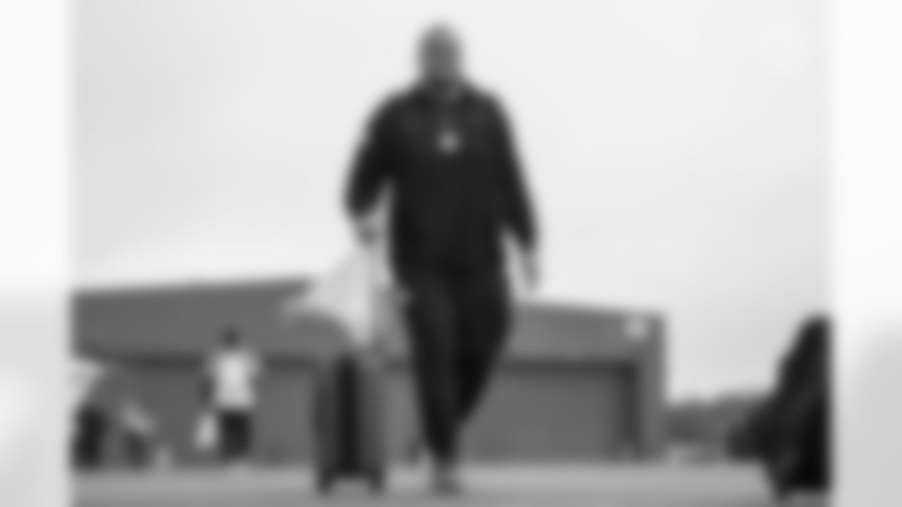 Pittsburgh Steelers guard Mason McCormick (66) travels to Los Angeles on Saturday, Nov. 8, 2025 for the Week 10 regular season matchup against the Los Angeles Chargers. (Alysa Rubin / Pittsburgh Steelers)