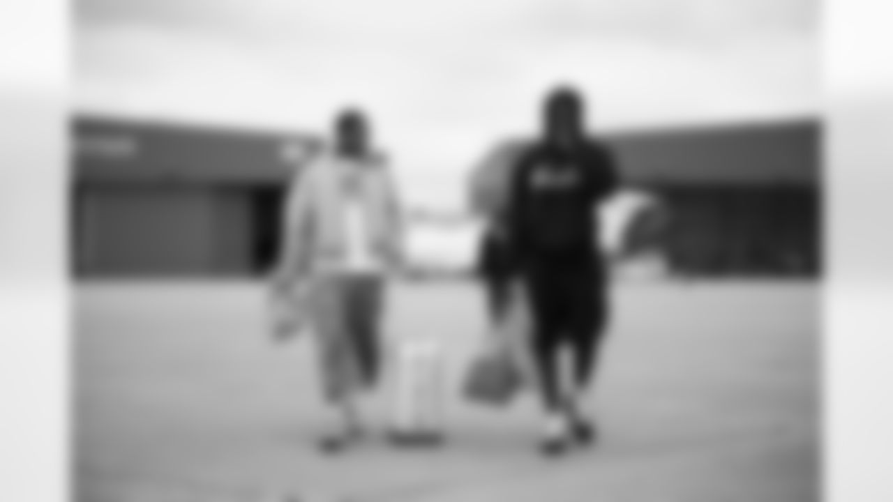Pittsburgh Steelers safety DeShon Elliott (25) and Pittsburgh Steelers cornerback Joey Porter Jr. (24) travel to Charlotte on Wednesday August 20, 2025 for the Week 3 preseason matchup against the Carolina Panthers. (Karl Roser / Pittsburgh Steelers)
