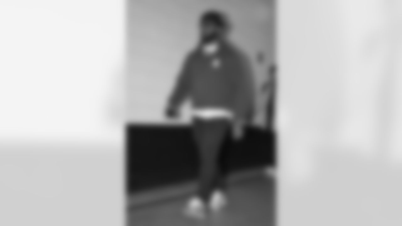 Pittsburgh Steelers linebacker Patrick Queen (6) during a regular season game between the Pittsburgh Steelers and the Cleveland Browns, Sunday, Dec. 28, 2025 in Cleveland, OH. (Alysa Rubin / Pittsburgh Steelers)