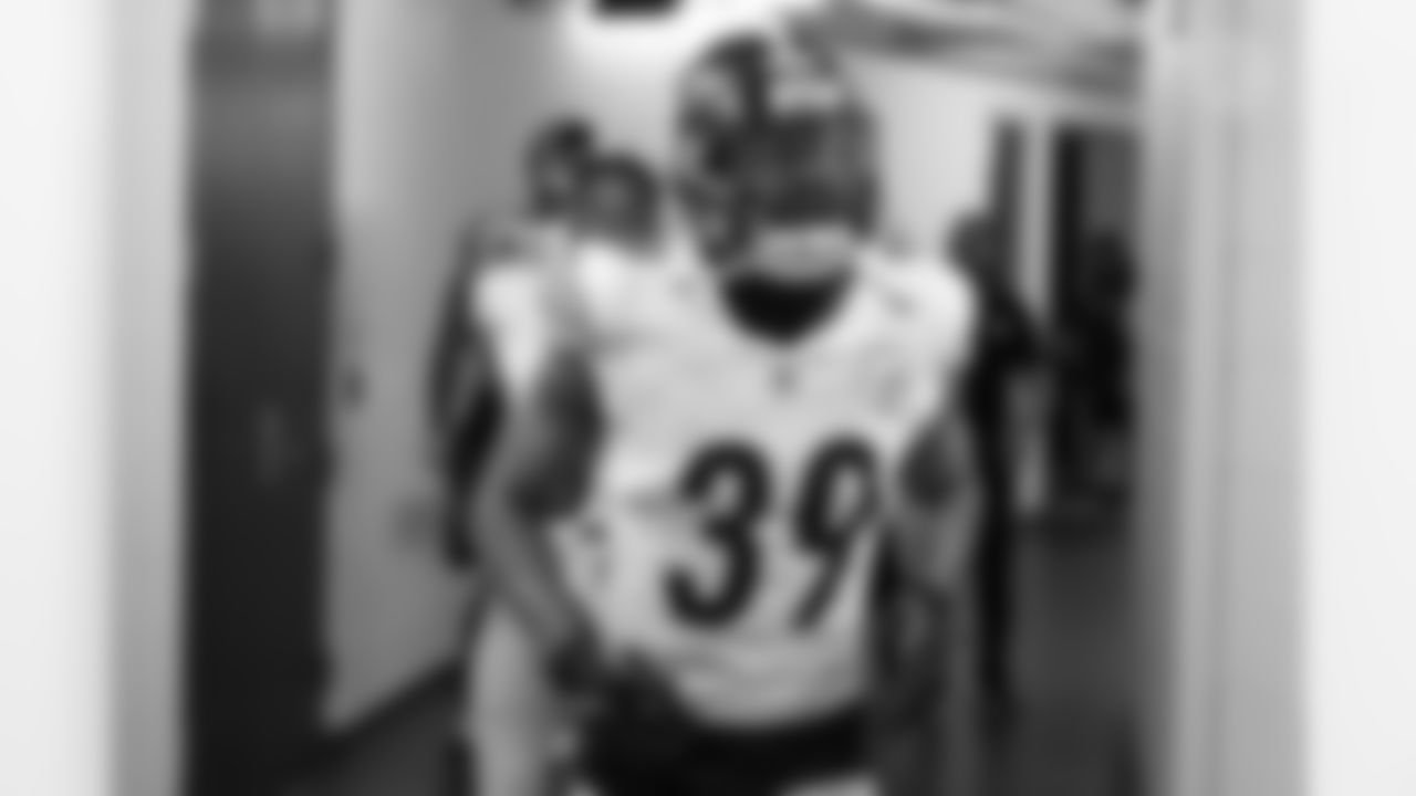 Pittsburgh Steelers safety Minkah Fitzpatrick (39) prior to a regular season game between the Pittsburgh Steelers and the Las Vegas Raiders, Sunday, Oct. 13, 2024 in Las Vegas, NV. (Karl Roser / Pittsburgh Steelers)